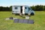 Strom aus der Sonne, Sicherheit aus dem System: Campen mit Solarspeicher